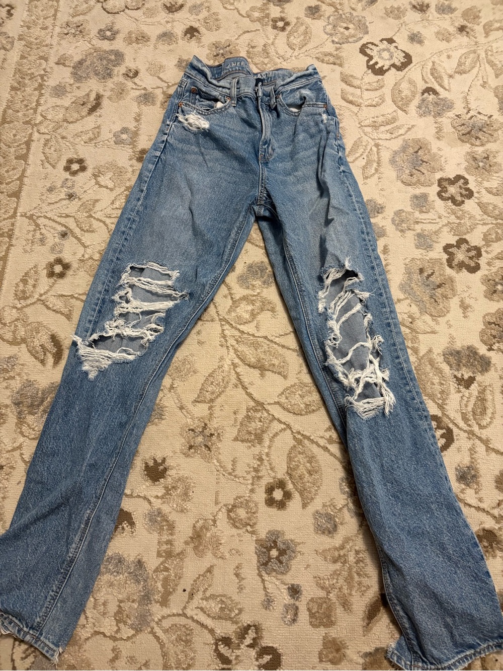 American Eagle Outfitters Light Blue Ripped Straight Leg Jeans